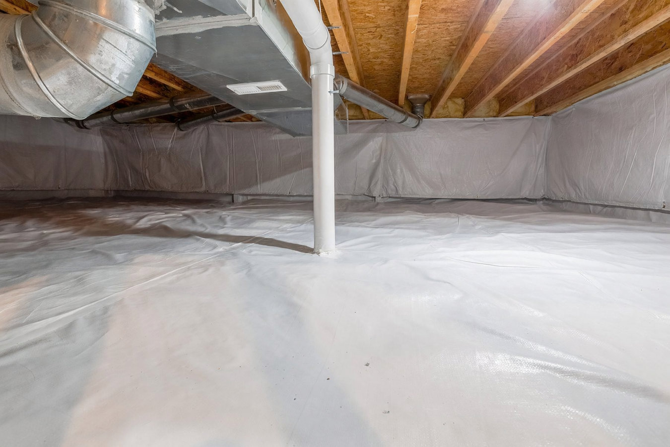 Crawl space vapor barrier in St. Joseph, MO